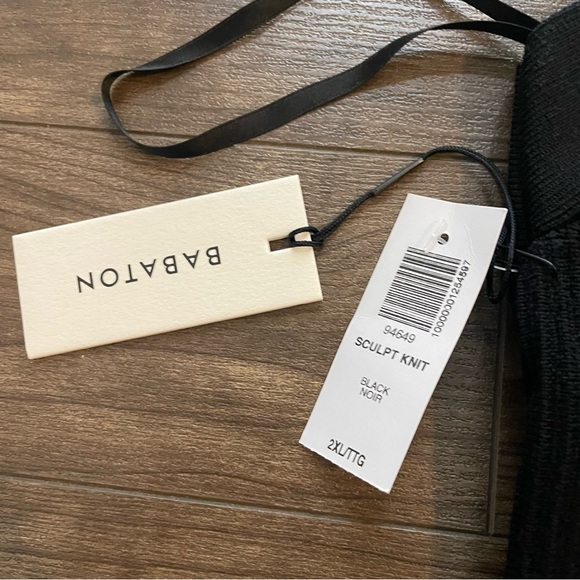 Babaton Sculpt Knit Criss Cross Dress - Picture 6 of 9